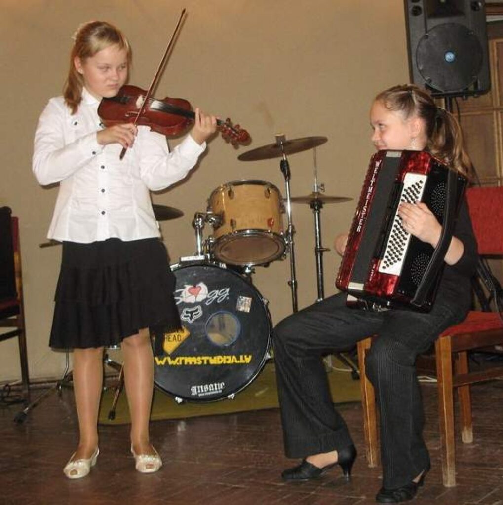 Autors: Valkas novada dome