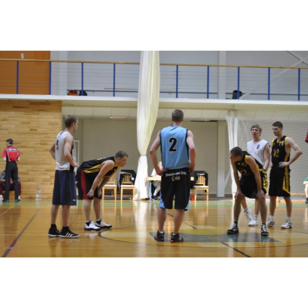 Smiltenes novada atklātās meistarsacīkstes basketbolā; spēle par 1. - 2. vietu starp komandām 