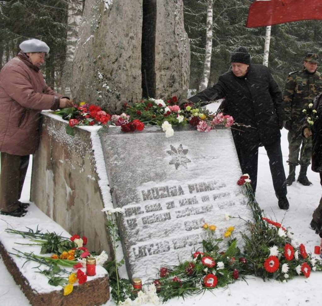 Autors: Valkas novada dome