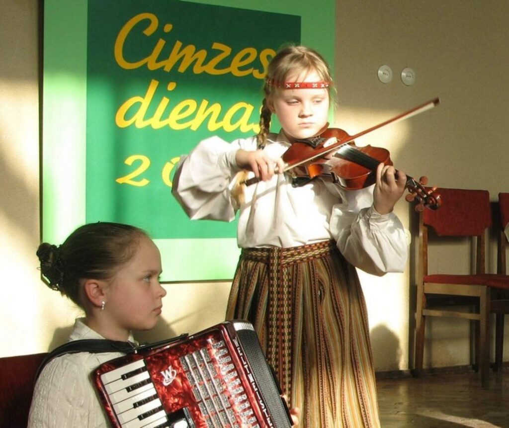 Aluksniesiem.lv raksta attēla aizvietotājs