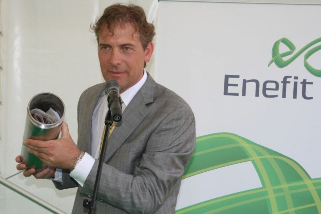 SIA “Enefit Power & Heat Valka” valdes priekšsēdētājs Kalevs Martins uzskata, ka darba netrūkst arī Latvijā, un tas nav jāmeklē Īrijā  vai Anglijā. 
Autors: Aivars Zilbers