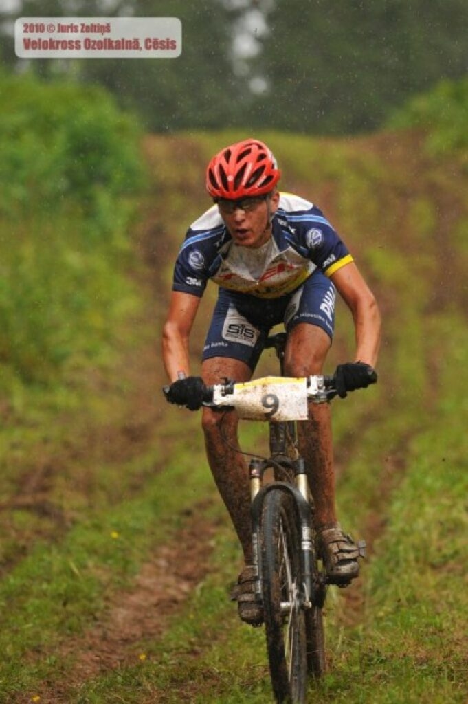 Toms Knostenbergs izcīna ceturto vietu Tautas velobraucienā 