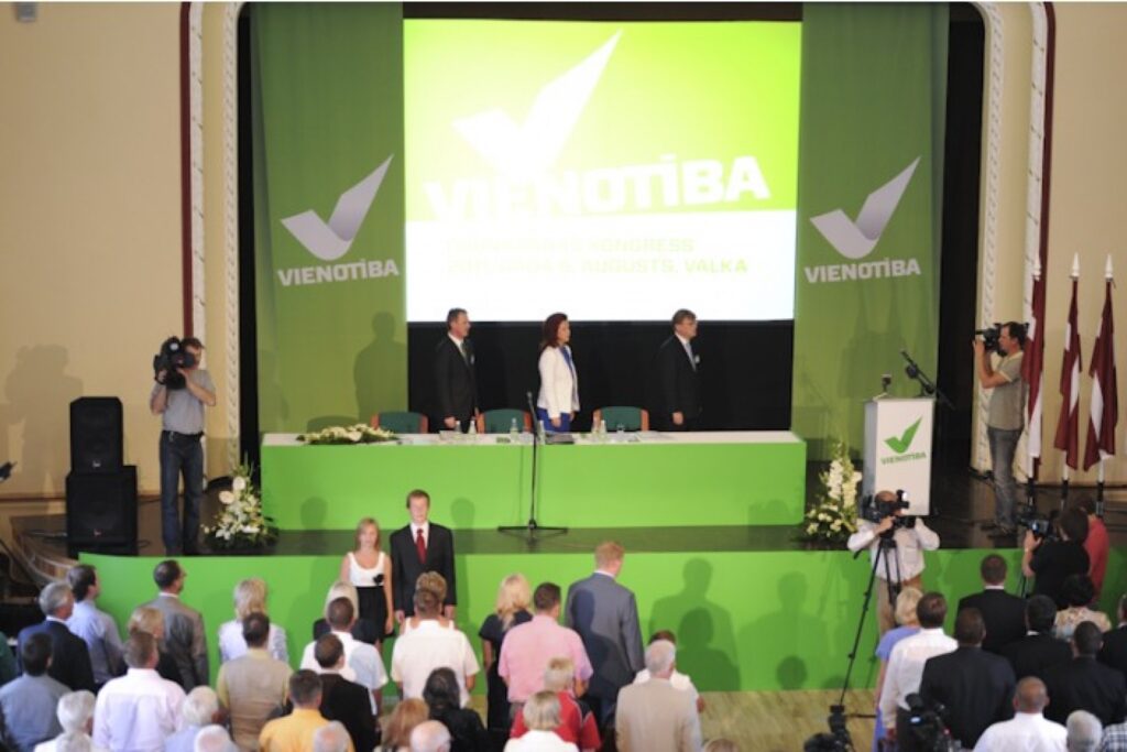 Autors: Kristaps Kalns, Dienas mediji