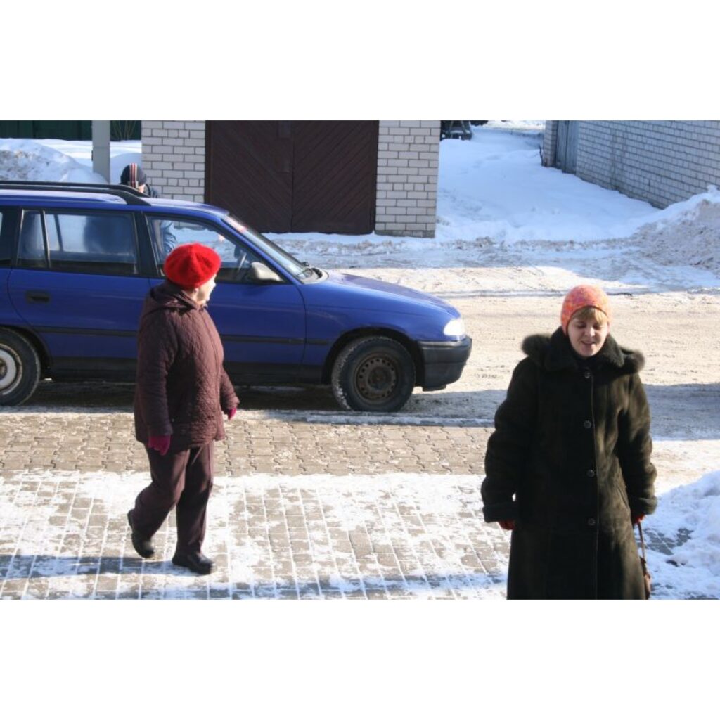 Valkā tautas nobalsošanas dienā par krievu valodu kā otru valsts valodu ir atvērti divi vēlēšanu iecirkņi – pilsētas kultūras namā un Jāņa Cimzes mūzikas skolā. Pirmajā stundā no pulksten 7 līdz 8 kultūras namā bija nobalsojuši 78...
Autors: Aivars Zilbers korespondents