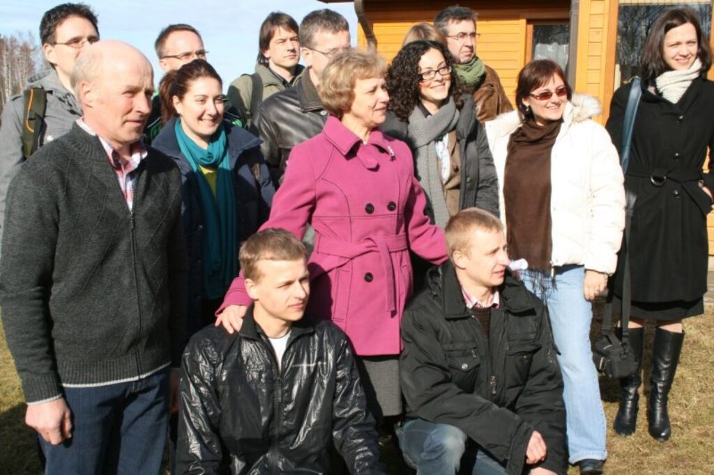 preses pārstāvji no 11 Eiropas Savienības valstīm apmeklēja Blomes pagasta zemnieku Guntas un Ulda Mangaļu saimniecību “Vecvindas”
Autors: Aivars Zilbers