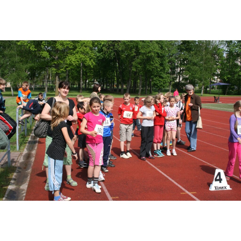 Valkas novada skolu mazo klašu skolēnu sporta spēles vieglatlētikā
Autors: Aldis Dubļāns korespondents