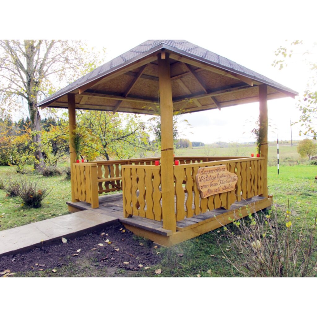 Valkas pansionātā lapenes atklāšana ar Hipotēku bankas atbalstu
Autors: Aldis Dubļāns korespondents