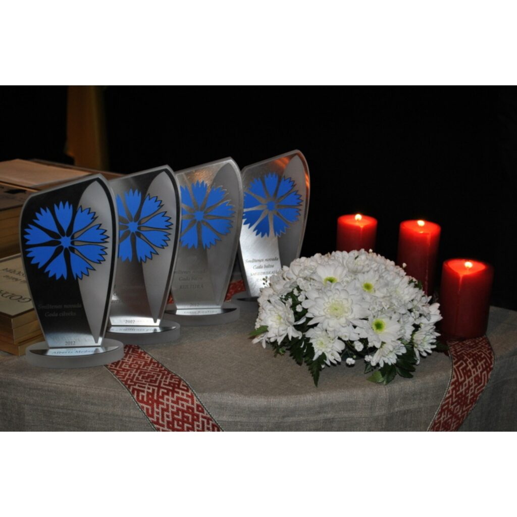 Autors: Santa Sinka korespondente