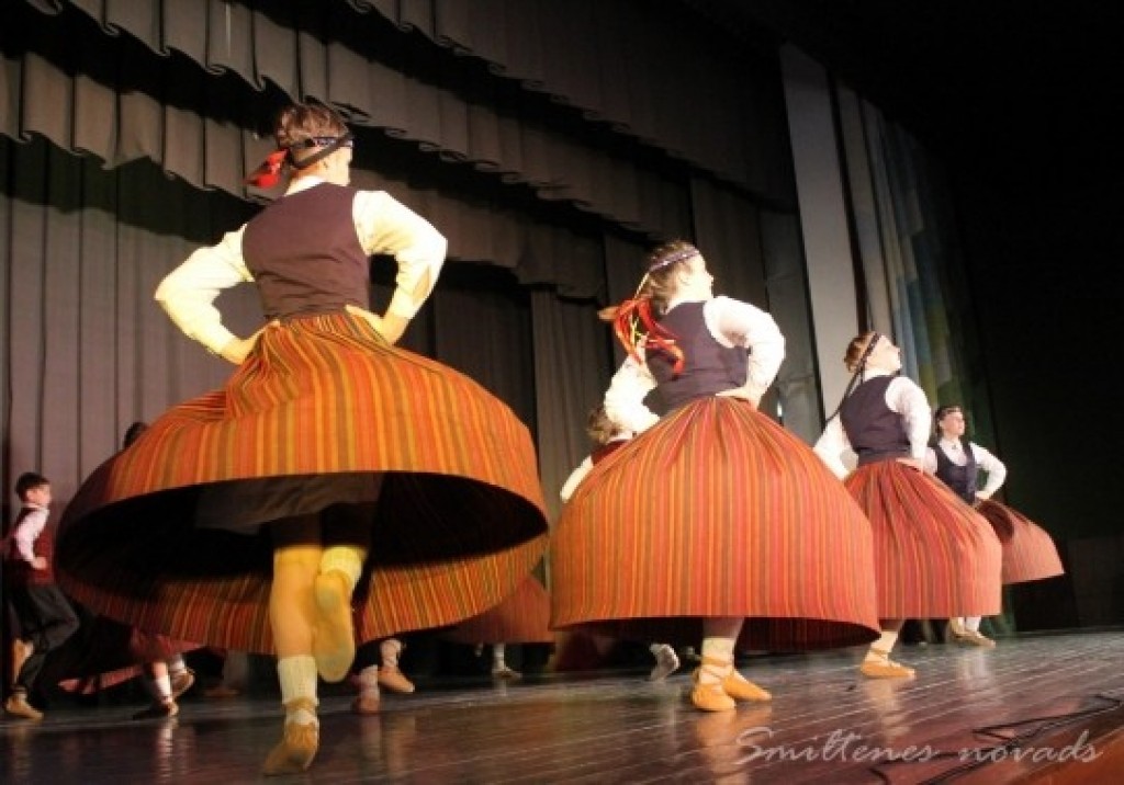 Autors: Smiltenes novada dome