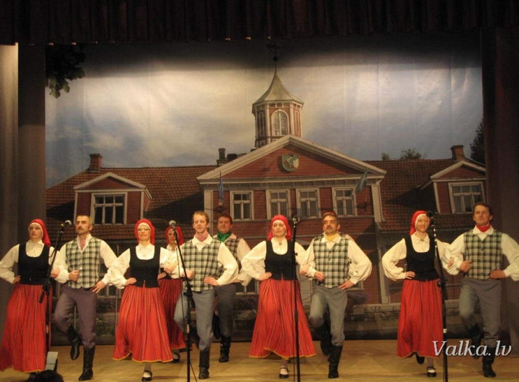 Autors: PUBLICITĀTES