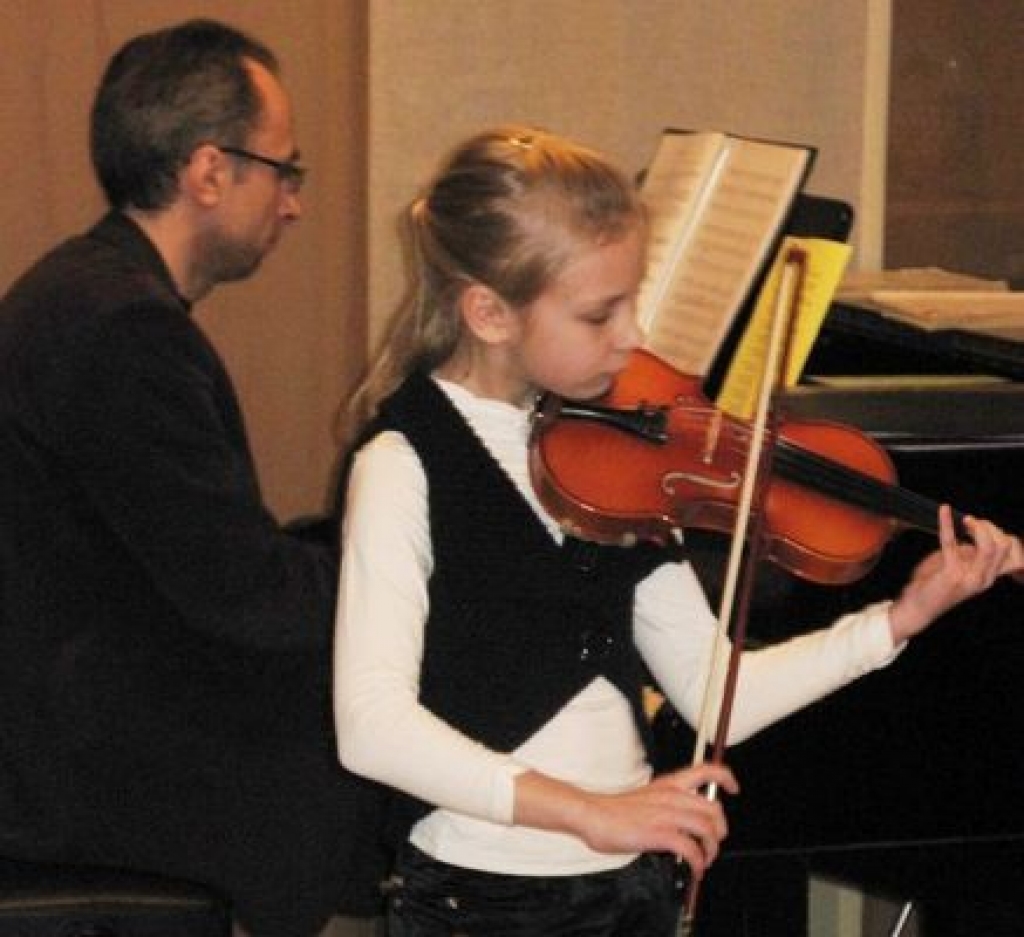 Autors: PUBLICITĀTES