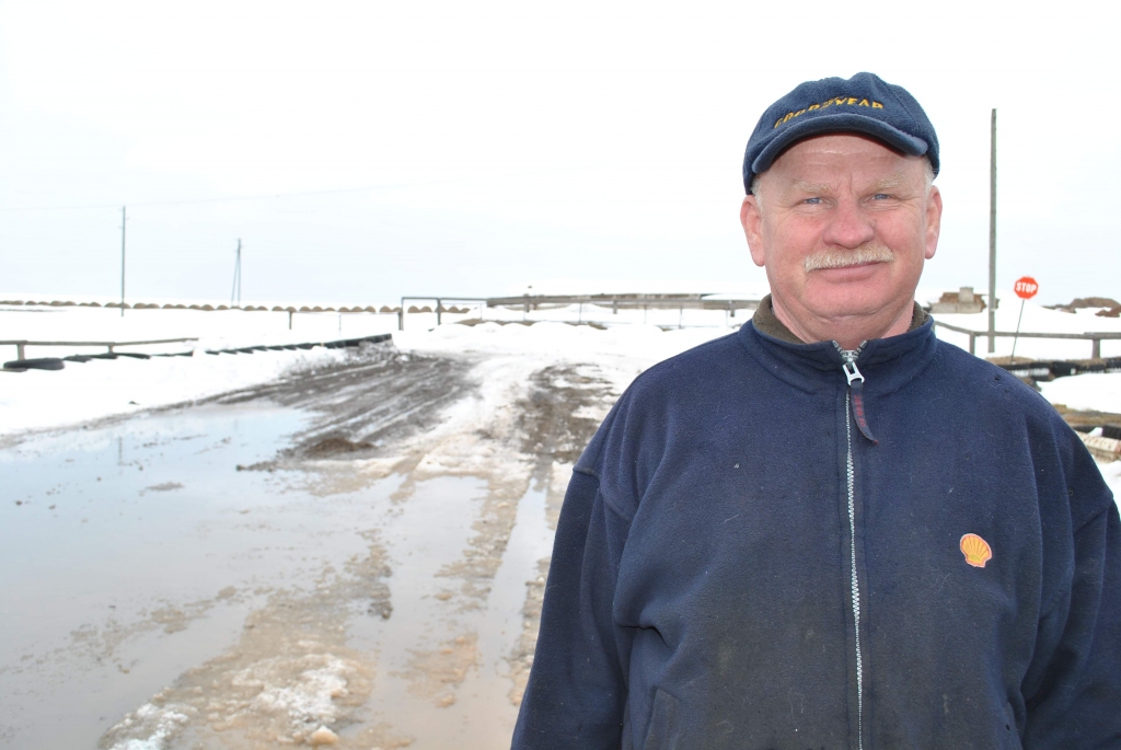  Tepera trases saimnieks Vairis Tralla saglabā optimismu par spīti neraksturīgajam pavasarim.
Autors: SANTA SINKA