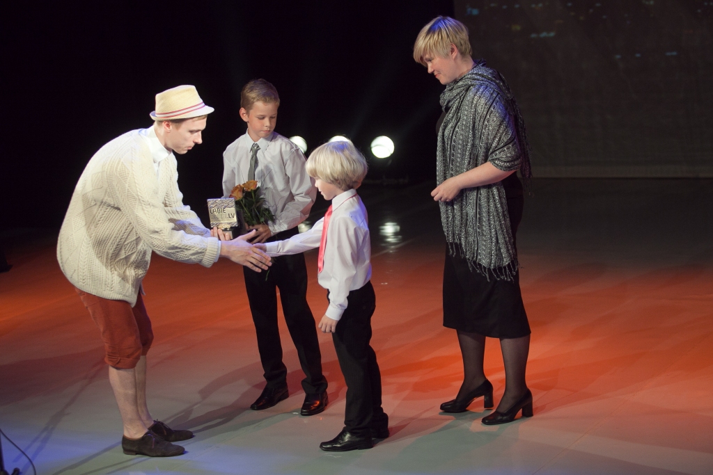 Autors: PUBLICITĀTES