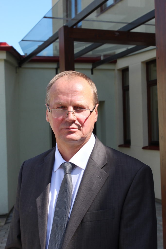  Edvīns Straume no partijas „Vienotība”.