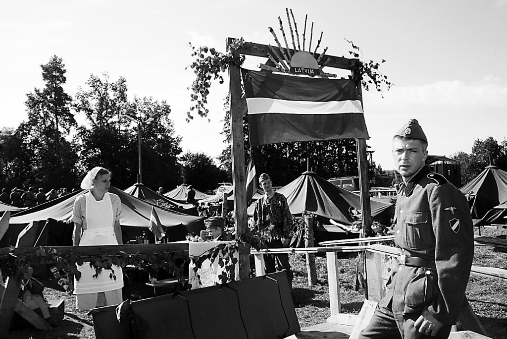 Brīvdienās Valgā notikušajā Starptautiskajā kara vēstures festivālā piedalījās arī Latvijas militārie klubi. 


Autors:  INGA KARPOVA