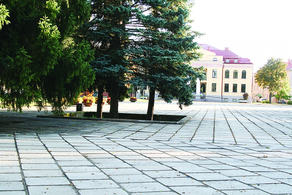 Šis ir tikai pieminekļa mets un tā iespējamā atrašanās vieta. Pieminekļa autori to vēl papildinās.                                                                       
Autors:  AIVARS ZILBERS 
