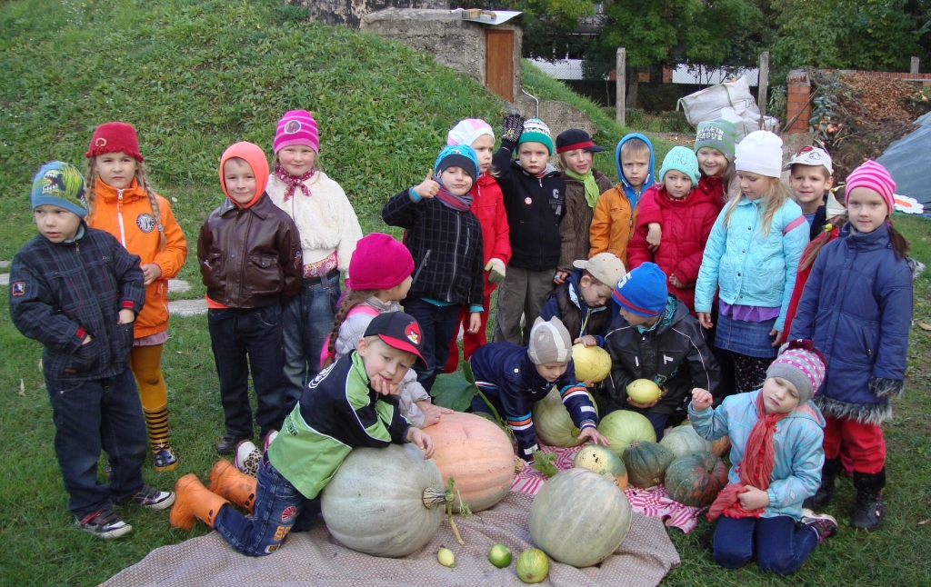 Autors: PUBLICITĀTES