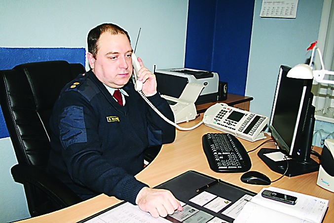 Valsts policijas Valkas iecirkņa priekšnieks pulkvežleitnants Sergejs Majors uzskata, ka pašlaik policijā ir palikuši cilvēki, kuriem šis darbs patīk un kuri cenšas to godprātīgi veikt.                                                          
Autors:  AIVARS ZILBERS