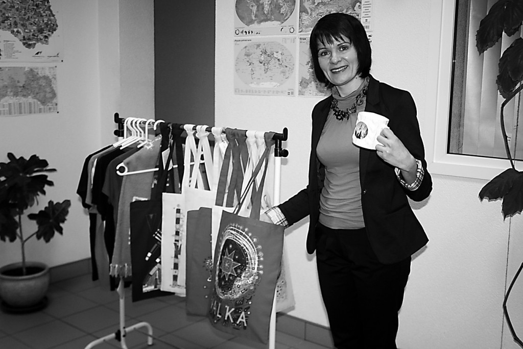 Valkas novada Tūrisma informācijas biroja vadītāja Anita Tannenberga atklāj, ka pats skaistākais jaunums ir krūzīte, kas spēj radīt Ziemassvētku noskaņu.                                                                                                                                 

Autors:  AIVARS ZILBERS