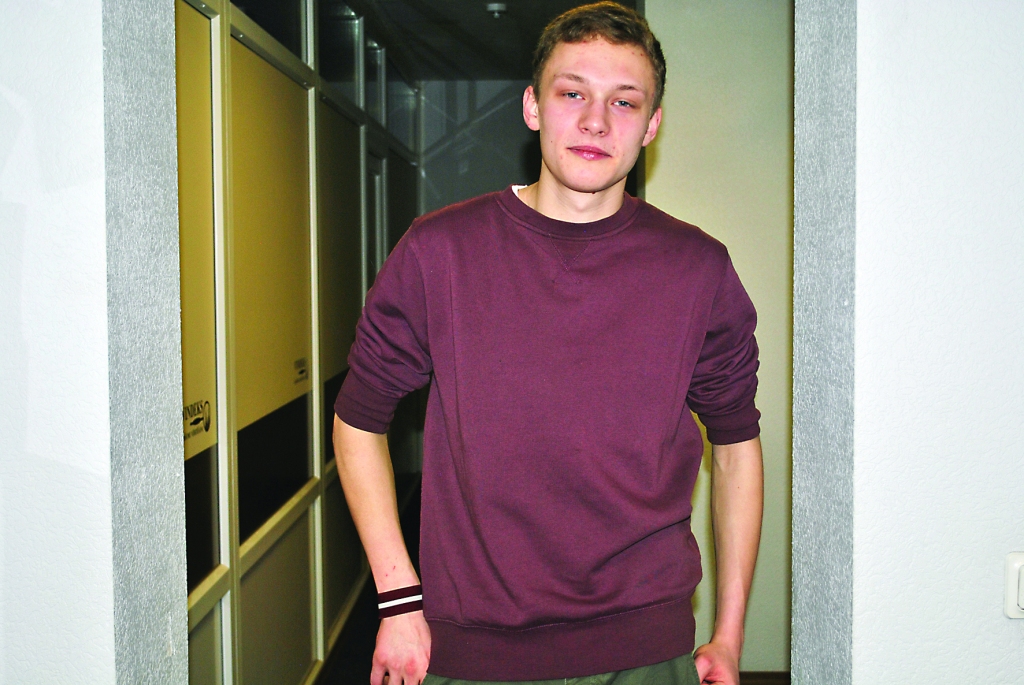 Smiltenietis Andris Šiška šajā mācību gadā uzsācis studijas augstskolā Vācijā, uz kurieni viņam ceļu pavēra sekmīgi nokārtotais vācu valodas eksāmens un iegūtais diploms.                  
Autors: SANDRA PĒTERSONE