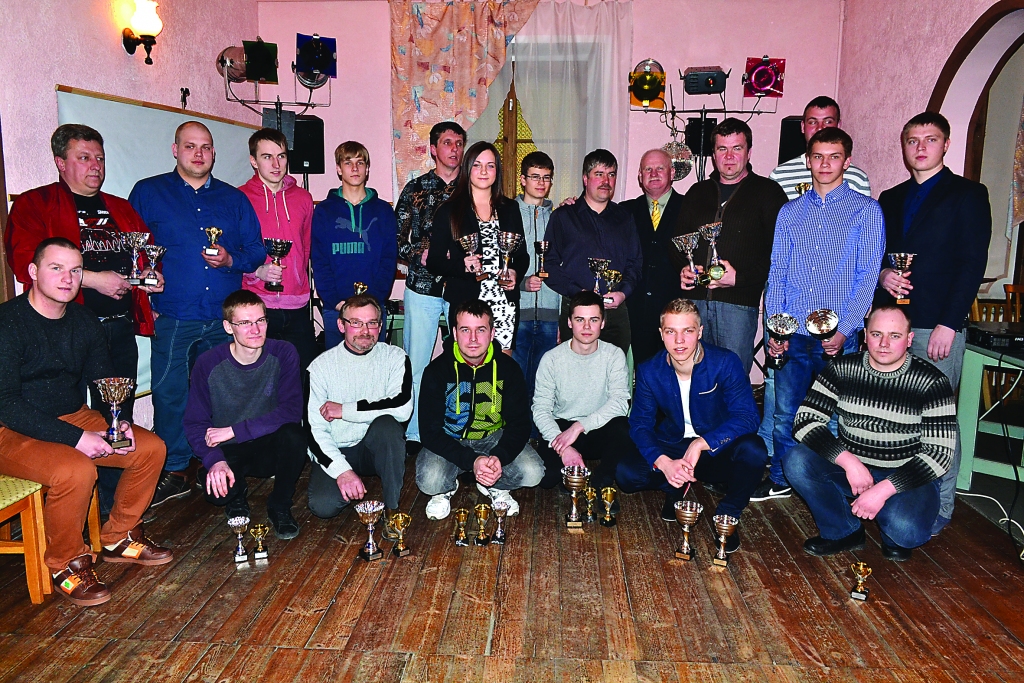 Viņi ir tik dažādi, taču visiem ir kas kopīgs – tie ir ziemas autosprinta “Smiltene 2014” kopvērtējuma labākie dalībnieki.                                                                                                                                                                       

Autors:  SANTA SINKA