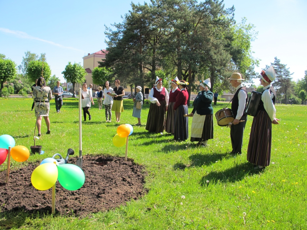 Aluksniesiem.lv raksta attēla aizvietotājs