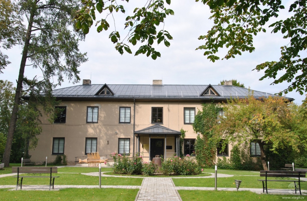 Aluksniesiem.lv raksta attēla aizvietotājs