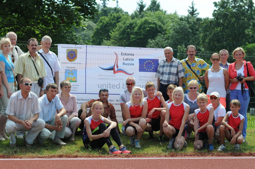 Vizītes laikā Krievijas pilsētas Porhovas sporta ekspertu delegācijai tika izrādīts arī tikko rekonstruētais Smiltenes stadions un sporta skolas vieglatlētikas grupas atklātais treniņš. Treniņa metodes piesaistīja arī vietējo sporta skolotāju interesi.