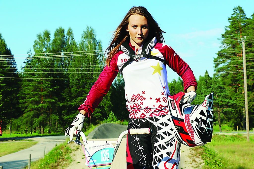 Spēks un sievišķība vienuviet – daudzsološā sportiste Vineta Pētersone.
Autors: SANDRA PĒTERSONE