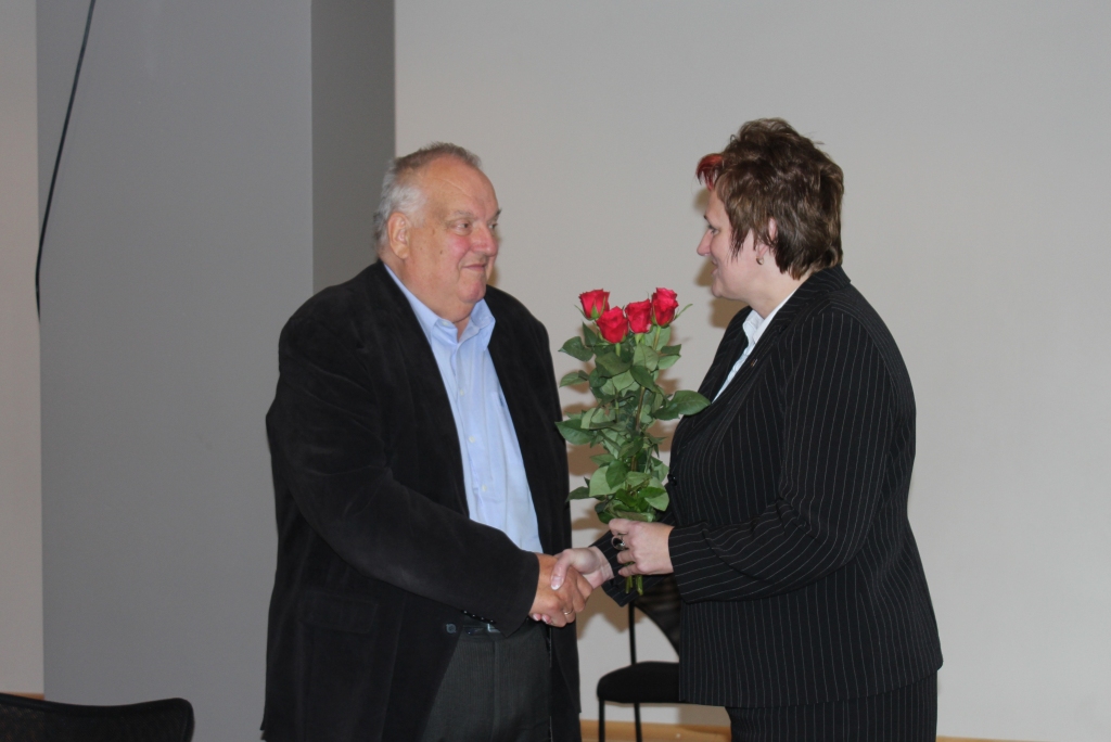 Autors: PUBLICITĀTES