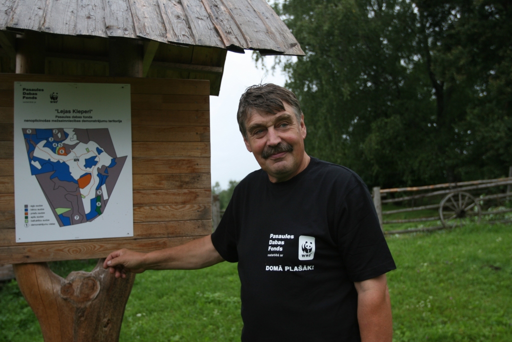 Demonstrējumu teritorijas „Lejas Kleperi” īpašnieks ir profesionāls mežkopis Raimonds Klepers