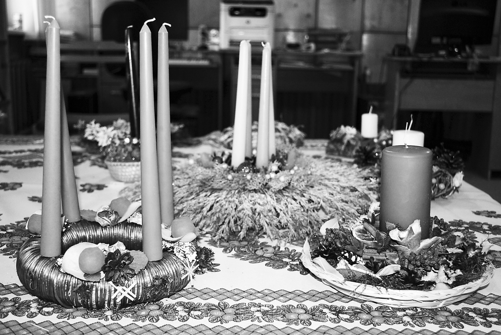 Variņu pagasta rokdarbnieces ar saviem darbiem arī šogad iepriecina un pārsteidz tradicionālajā Ziemassvētku izstādē pagasta bibliotēkā.                                                                                                                        
                                                                                                   
Autors:  SANDRA PĒTERSONE