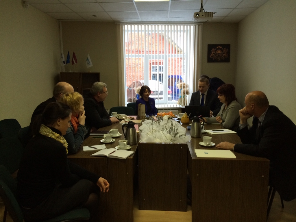 Autors: PUBLICITĀTES