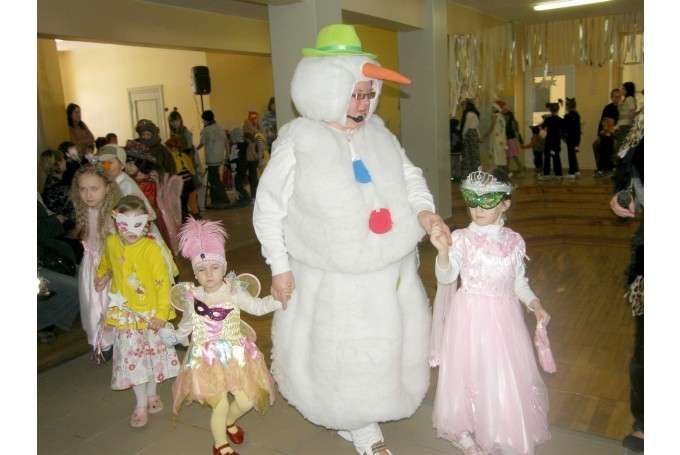 Autors:  no biedrības 