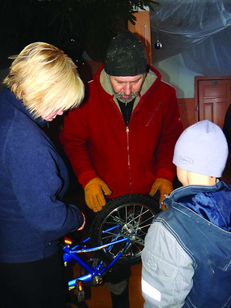 Pircēju interesi izraisīja bērnu divritenis, jo tas izskatījās kā jauns, turklāt maksāja lētāk kā veikalos. 

Autors:  SANDRA PILSKALNE