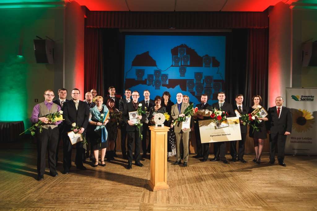 Autors: PUBLICITĀTES