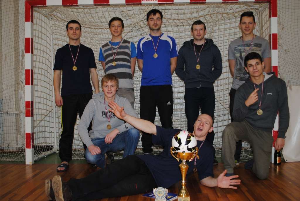  Smiltenes čempionātā telpu futbolā otrajā līgā uzvarēja komanda “Priekuļi”. 
Autors: SANDRA PĒTERSONE