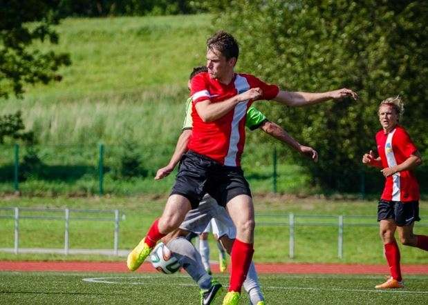  Uzbrukuma smailē arī šoreiz darbojās Elvis Teremko, kurš pirms šīs cīņas bija starp pašiem rezultatīvākajiem futbolistiem, katrā no trijām spēlēm gūstot pa vieniem vārtiem. 
Autors: AGNIS MELDERIS