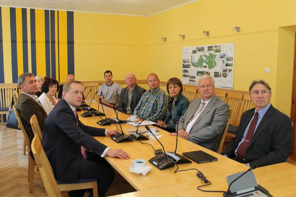 Autors: PUBLICITĀTES