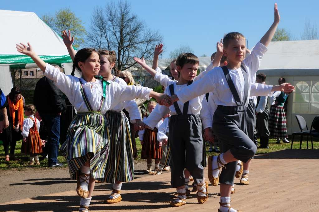 Aluksniesiem.lv raksta attēla aizvietotājs