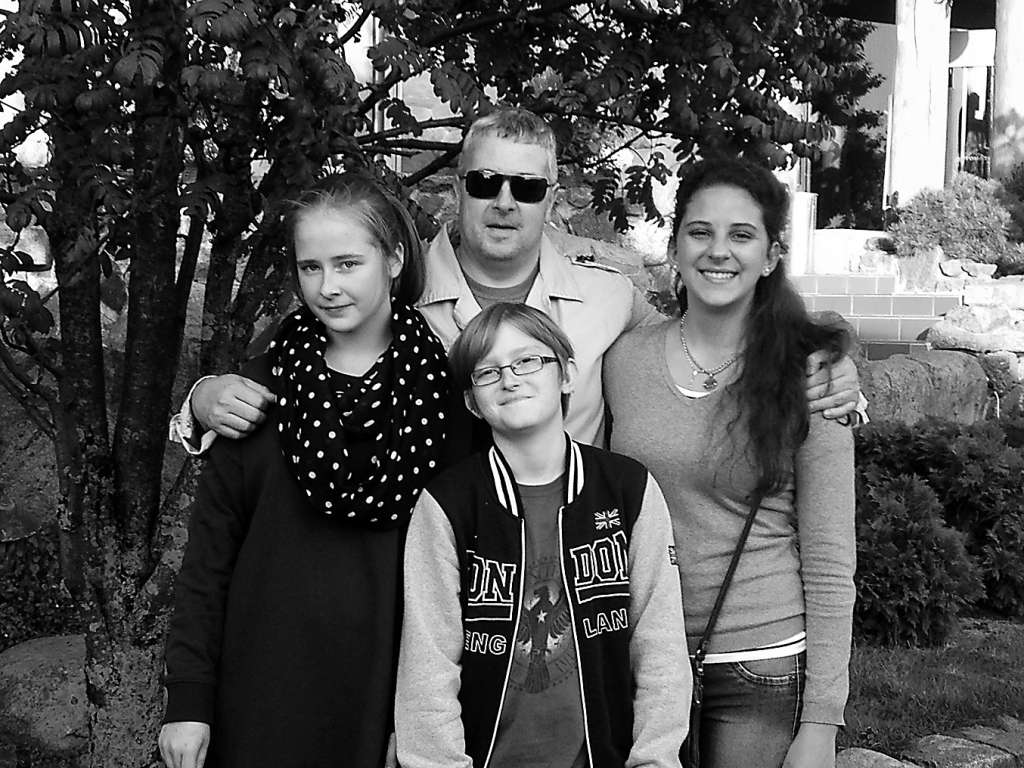 Vizbuļu ģimene no Ikšķiles pie sevis uz gadu uzņēmuši apmaiņas skolnieci Melinu no Argentīnas.
