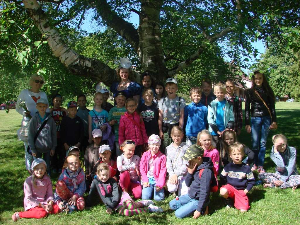 Autors: PUBLICITĀTES