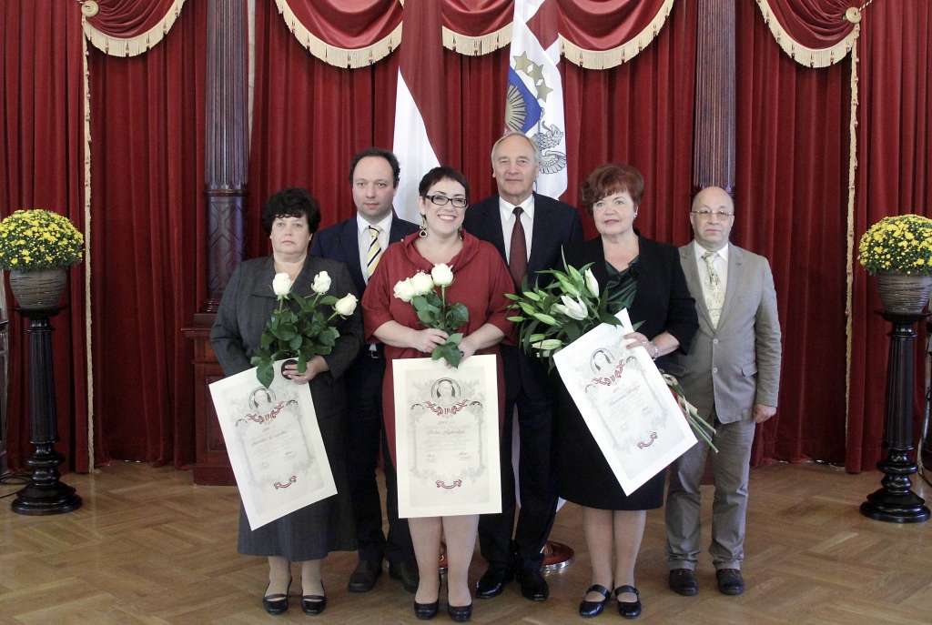 Autors: PUBLICITĀTES