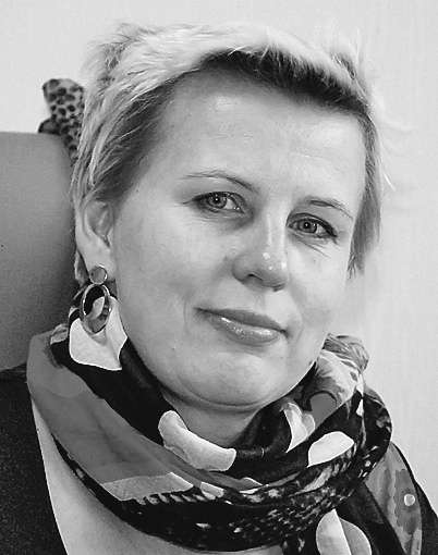 Linda Ķeruže iesaka neatstāt bez ievērības draudu vēstules, ko skolēni viens otram sūta: “Mūsdienās draudu vēstules var sūtīt arī mobilajā telefonā. Draudus nedrīkst atstāt bez ievērības, tāpēc jāņem talkā audzinātāja, vecāki un situācija jārisina.”
Autors:   uldis dobelis