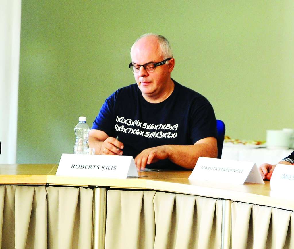 Asociētais profesors Roberts Ķīlis ir pārliecināts digitālo tehnoloģiju atbalstītājs.                           
Autors:  ALDIS DUBĻĀNS