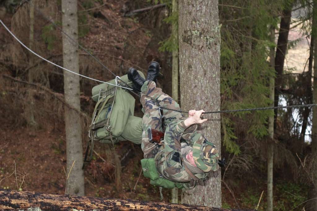  Zemessardzes 22.kājnieku bataljona izlūku pārbaude 2012.gadā.
Autors:  no ZS arhīva