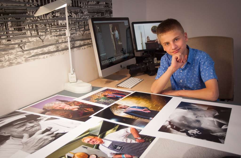 Autors: PUBLICITĀTES