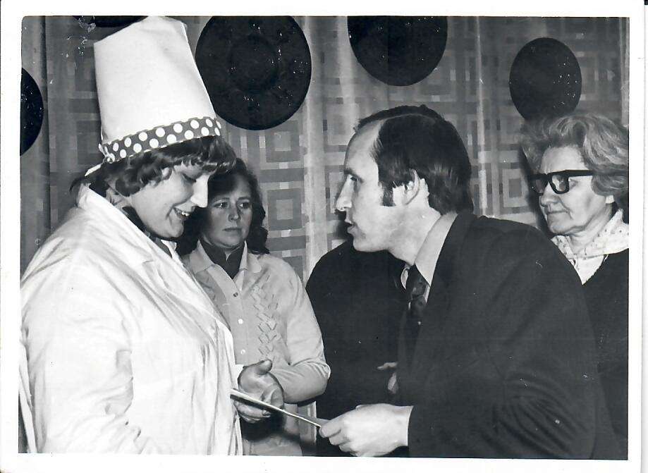 Autors: PUBLICITĀTES