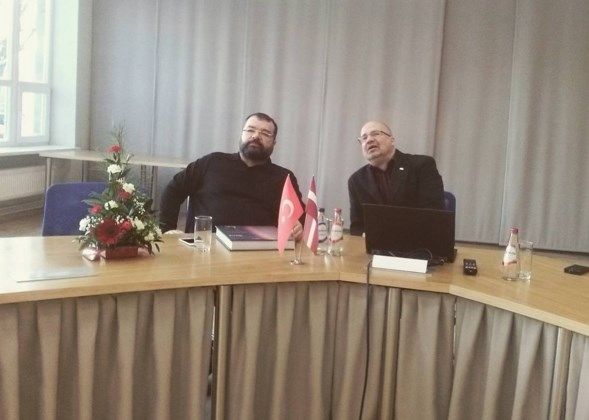 Autors: PUBLICITĀTES