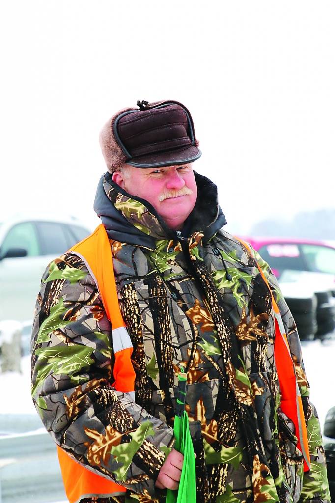 Ziemas autosprinta organizators Vairis Tralla apzinīgi savus pienākumus pilda jebkuros laikapstākļos, tie viņam nav šķērslis. 

Autors:   SANTA SINKA
